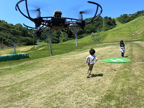 ドローンで遊ぶ